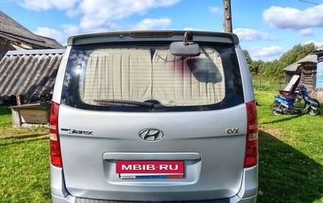 Hyundai Grand Starex Grand Starex I рестайлинг 2, 2009 год, 750 000 рублей, 2 фотография