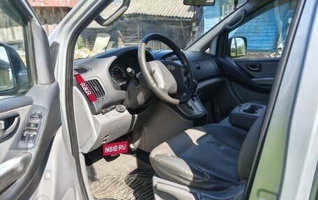 Hyundai Grand Starex Grand Starex I рестайлинг 2, 2009 год, 750 000 рублей, 17 фотография