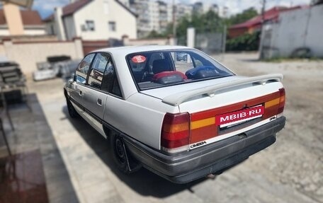 Opel Omega A, 1987 год, 100 000 рублей, 2 фотография