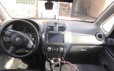 Suzuki SX4 II рестайлинг, 2010 год, 700 000 рублей, 6 фотография