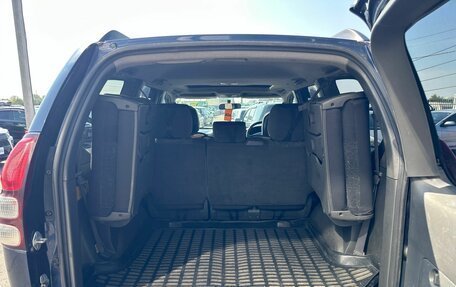 Toyota Land Cruiser Prado 120 рестайлинг, 2003 год, 1 879 000 рублей, 21 фотография