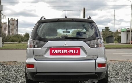 Mitsubishi Outlander III рестайлинг 3, 2011 год, 1 349 000 рублей, 6 фотография