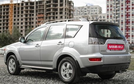 Mitsubishi Outlander III рестайлинг 3, 2011 год, 1 349 000 рублей, 7 фотография
