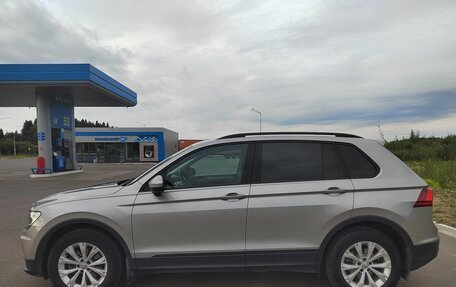 Volkswagen Tiguan II, 2020 год, 2 850 000 рублей, 13 фотография