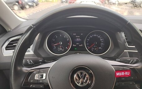 Volkswagen Tiguan II, 2020 год, 2 850 000 рублей, 16 фотография