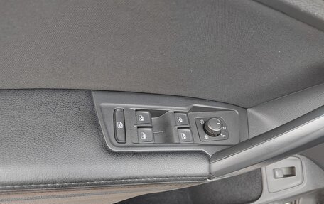 Volkswagen Tiguan II, 2020 год, 2 850 000 рублей, 36 фотография
