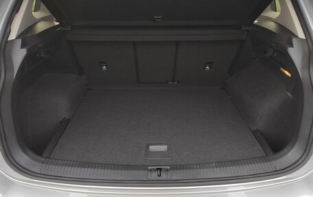 Volkswagen Tiguan II, 2020 год, 2 850 000 рублей, 39 фотография