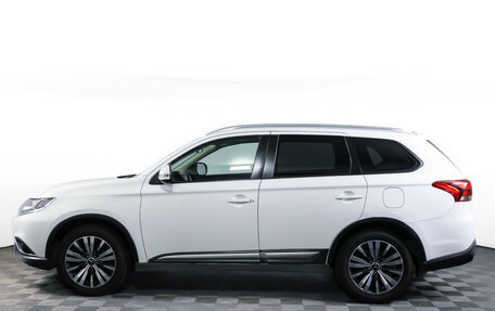 Mitsubishi Outlander III рестайлинг 3, 2019 год, 1 548 000 рублей, 8 фотография