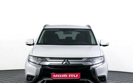 Mitsubishi Outlander III рестайлинг 3, 2019 год, 1 548 000 рублей, 2 фотография