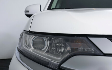 Mitsubishi Outlander III рестайлинг 3, 2019 год, 1 548 000 рублей, 18 фотография
