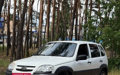 Chevrolet Niva I рестайлинг, 2018 год, 650 000 рублей, 2 фотография