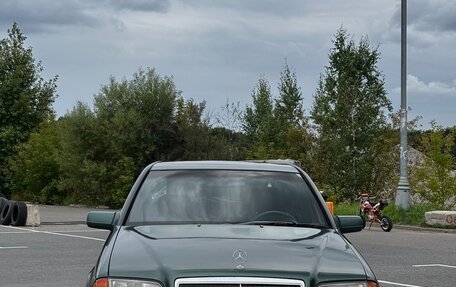 Mercedes-Benz C-Класс, 1993 год, 210 000 рублей, 2 фотография