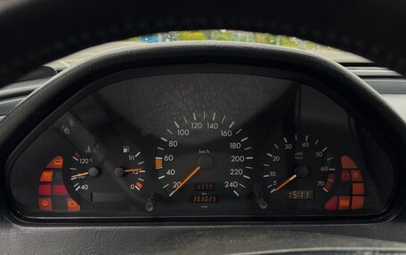 Mercedes-Benz C-Класс, 1993 год, 210 000 рублей, 9 фотография