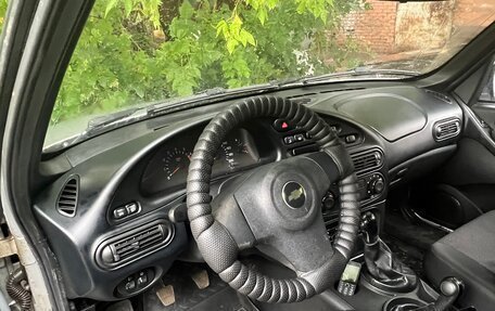 Chevrolet Niva I рестайлинг, 2013 год, 570 000 рублей, 2 фотография