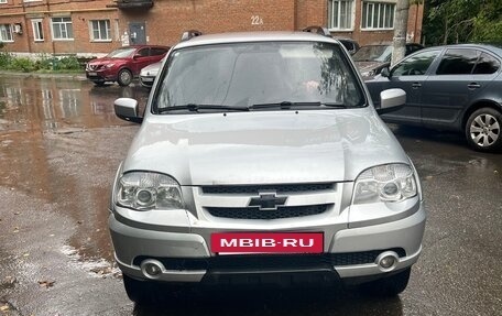 Chevrolet Niva I рестайлинг, 2013 год, 570 000 рублей, 5 фотография