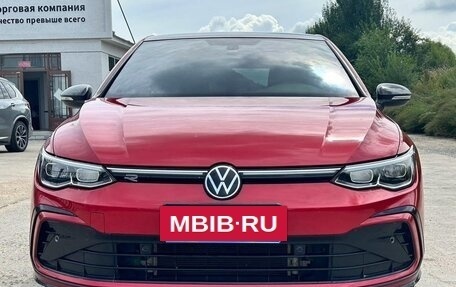 Volkswagen Golf VIII, 2022 год, 1 970 000 рублей, 2 фотография