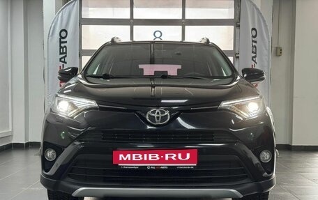 Toyota RAV4, 2018 год, 2 650 000 рублей, 4 фотография