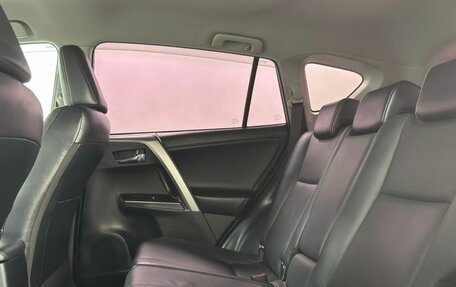 Toyota RAV4, 2018 год, 2 650 000 рублей, 22 фотография