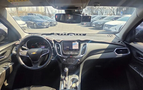 Chevrolet Equinox III, 2019 год, 1 700 000 рублей, 8 фотография
