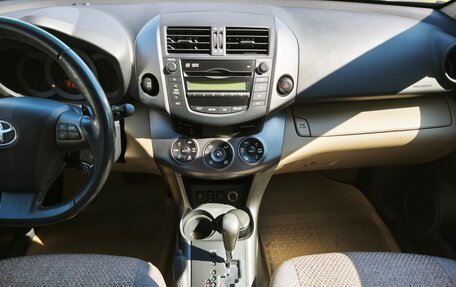 Toyota RAV4, 2010 год, 1 200 000 рублей, 14 фотография