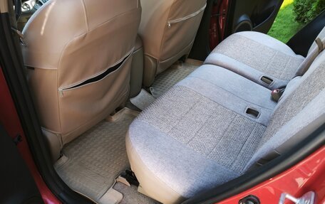 Toyota RAV4, 2010 год, 1 200 000 рублей, 13 фотография