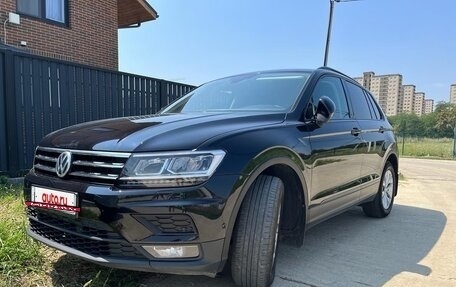 Volkswagen Tiguan II, 2019 год, 2 370 000 рублей, 5 фотография