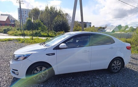 KIA Rio III рестайлинг, 2016 год, 850 000 рублей, 2 фотография