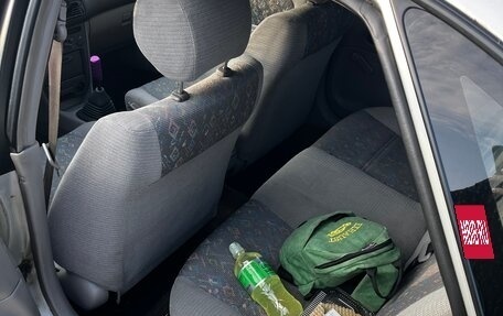 Toyota Corolla, 1998 год, 350 000 рублей, 11 фотография