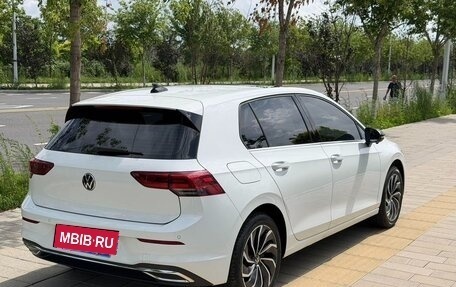 Volkswagen Golf VIII, 2022 год, 1 580 000 рублей, 5 фотография