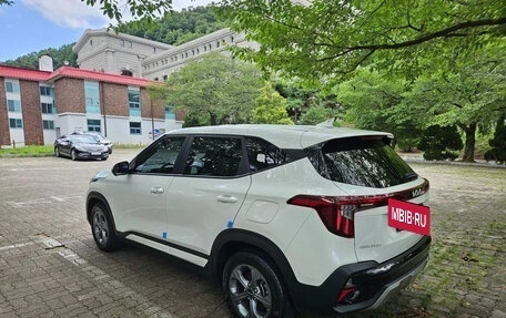 KIA Seltos I, 2023 год, 2 600 000 рублей, 3 фотография