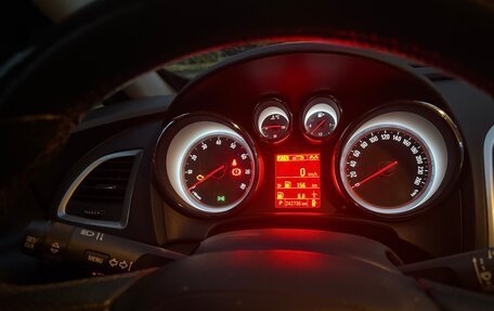 Opel Astra J, 2014 год, 890 000 рублей, 11 фотография
