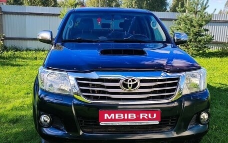 Toyota Hilux VII, 2012 год, 2 400 000 рублей, 3 фотография