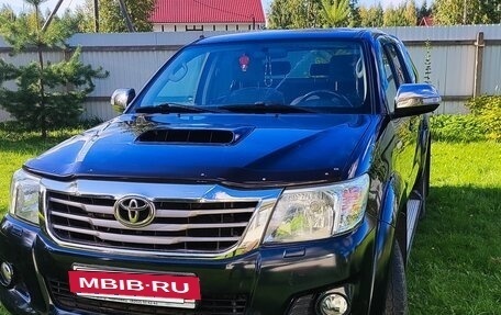 Toyota Hilux VII, 2012 год, 2 400 000 рублей, 22 фотография