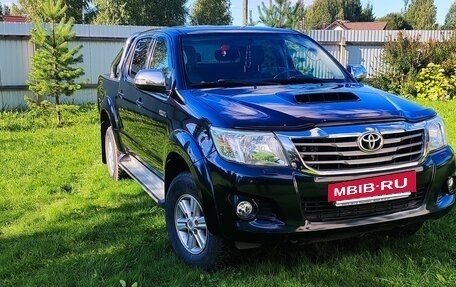 Toyota Hilux VII, 2012 год, 2 400 000 рублей, 23 фотография