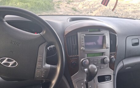 Hyundai Grand Starex Grand Starex I рестайлинг 2, 2011 год, 1 800 000 рублей, 6 фотография