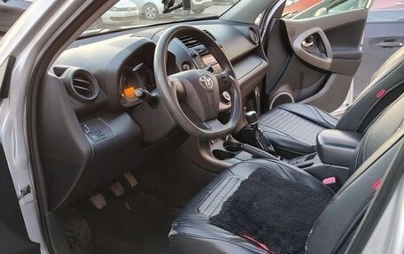 Toyota RAV4, 2012 год, 1 480 000 рублей, 18 фотография