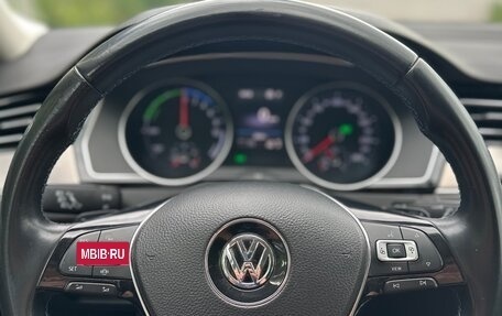 Volkswagen Passat B8 рестайлинг, 2018 год, 2 250 000 рублей, 21 фотография