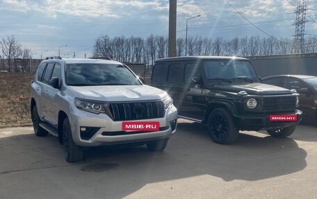 Toyota Land Cruiser Prado 150 рестайлинг 2, 2020 год, 5 600 000 рублей, 4 фотография