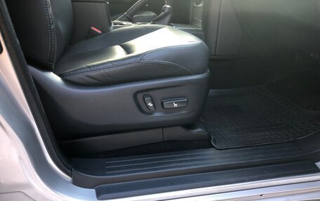 Toyota Land Cruiser Prado 150 рестайлинг 2, 2020 год, 5 600 000 рублей, 14 фотография