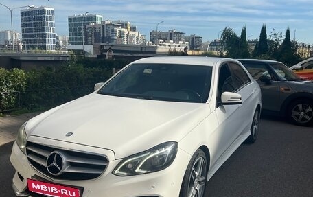 Mercedes-Benz E-Класс, 2013 год, 1 750 000 рублей, 4 фотография