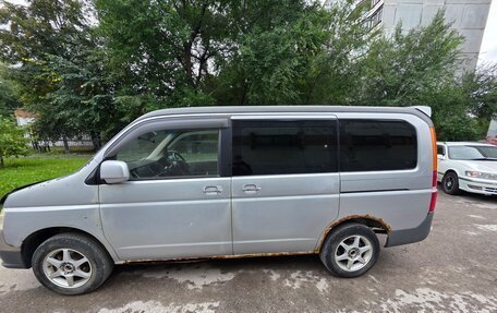 Honda Stepwgn II рестайлинг, 2001 год, 580 000 рублей, 4 фотография