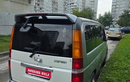 Honda Stepwgn II рестайлинг, 2001 год, 580 000 рублей, 10 фотография