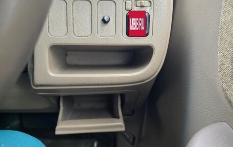 Honda Stepwgn II рестайлинг, 2001 год, 580 000 рублей, 27 фотография