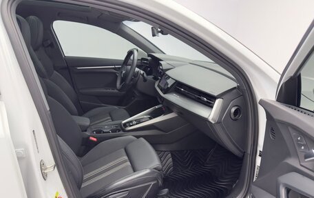 Audi A3, 2023 год, 2 113 000 рублей, 9 фотография