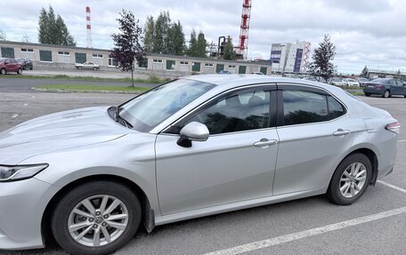 Toyota Camry, 2019 год, 2 500 000 рублей, 5 фотография