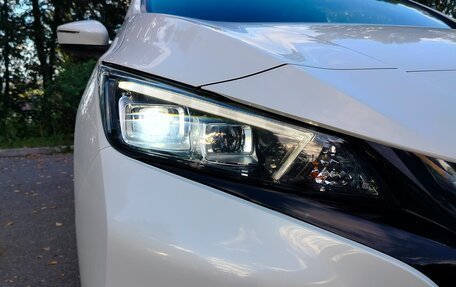 Nissan Leaf II, 2018 год, 1 930 000 рублей, 20 фотография