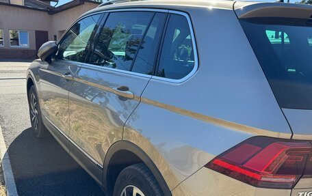 Volkswagen Tiguan II, 2018 год, 2 777 000 рублей, 4 фотография