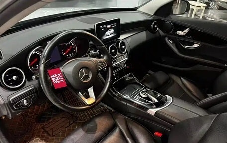 Mercedes-Benz C-Класс, 2018 год, 1 900 000 рублей, 9 фотография