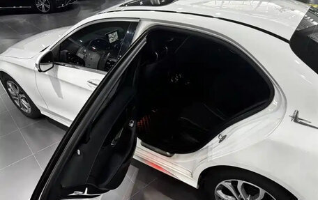 Mercedes-Benz C-Класс, 2018 год, 1 900 000 рублей, 15 фотография