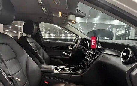 Mercedes-Benz C-Класс, 2018 год, 1 900 000 рублей, 19 фотография